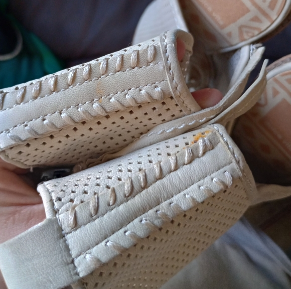 Dolce Vita Lace Up Heeled Boots - Picture 3 of 8